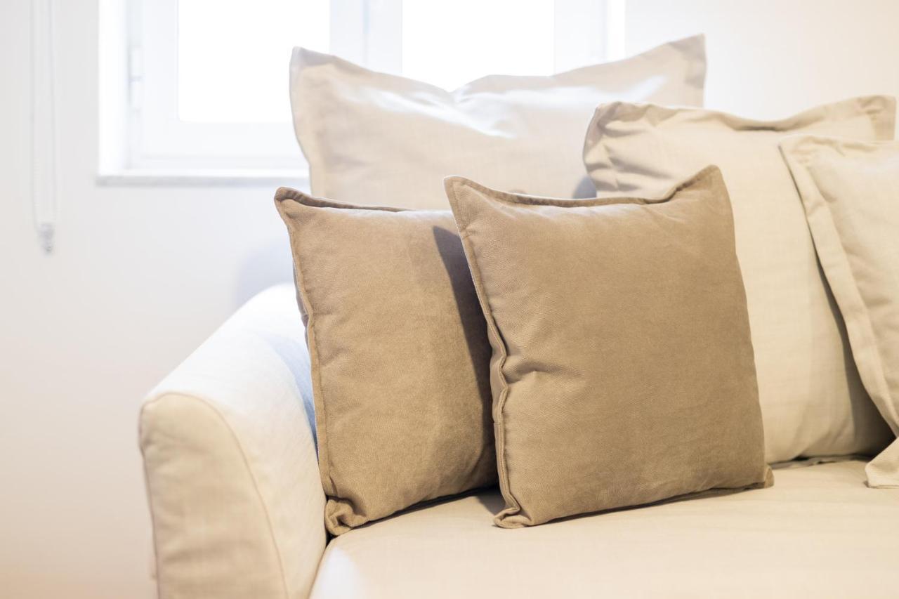 Living Bairro Alto V Apartment Lisboa Ngoại thất bức ảnh